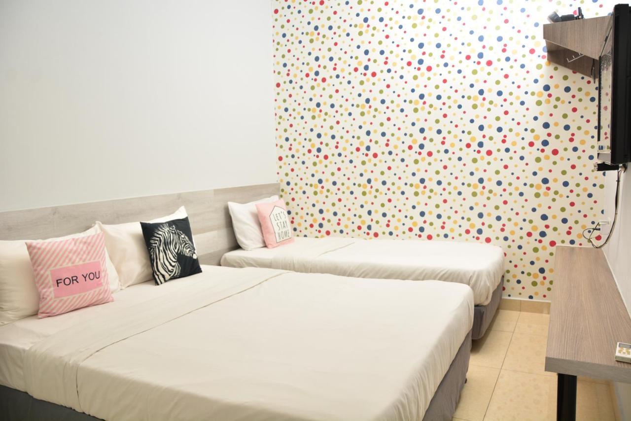 Duta Hotel